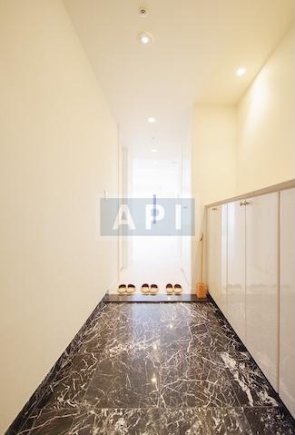  | LA TOUR SHIBAKOEN Interior photo 08