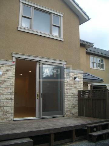  | CHERRY TREE COURTS B Exterior photo 04