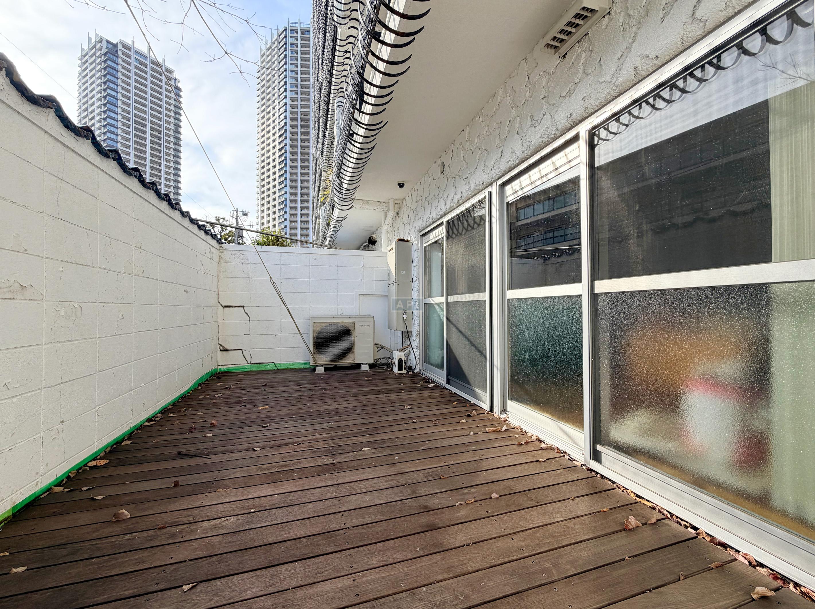  | SHUWA MEGURO EKIMAE RESIDENCE Interior photo 12