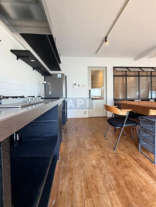  | SHUWA MEGURO EKIMAE RESIDENCE Interior photo 15