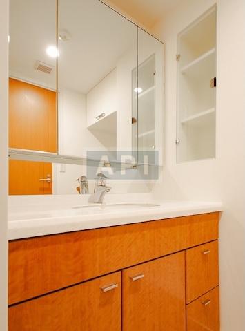  | LA TOUR KAGURAZAKA Interior photo 03