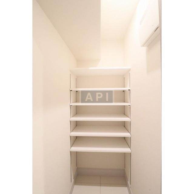  | PRIMAL MINOWA Interior photo 09