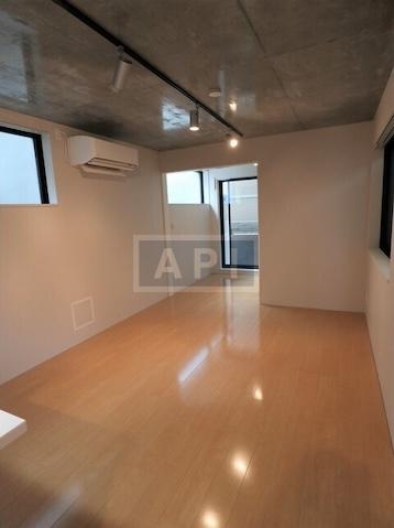  | Nemo Kakinokizaka Interior photo 04