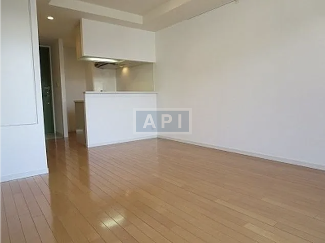  | KAKINOKIZAKA EAST Interior photo 03