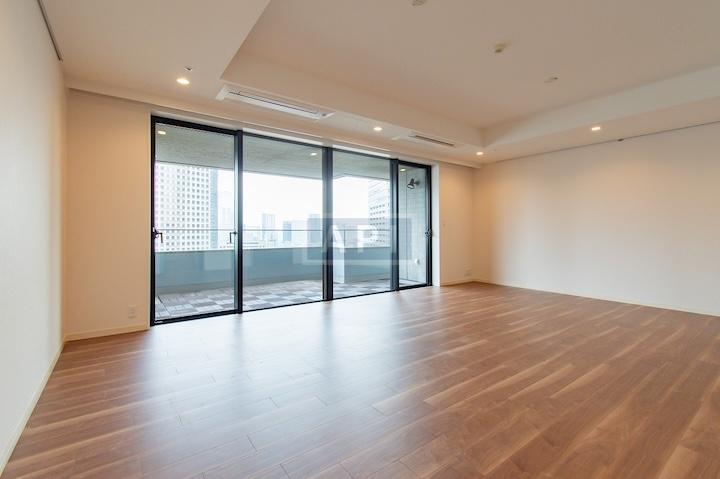  | IZUMI GARDEN RESIDENCE Interior photo 03