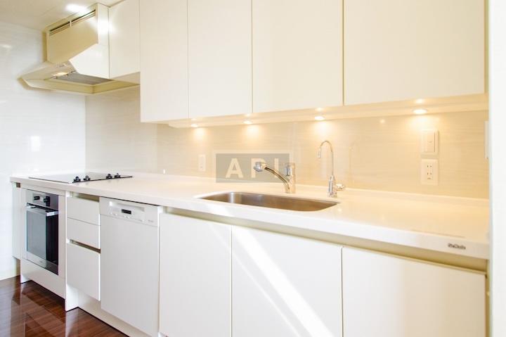  | LA TOUR SHIODOME Interior photo 03