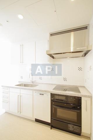  | LA TOUR SHIBAKOEN Interior photo 02