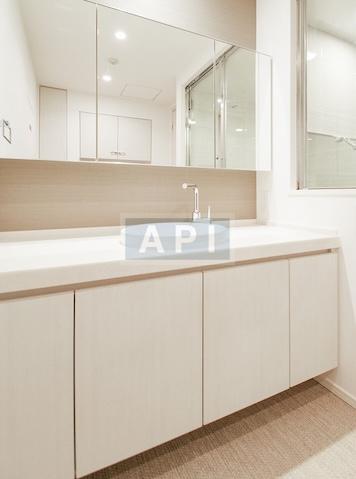  | LA TOUR AOBADAI Interior photo 04