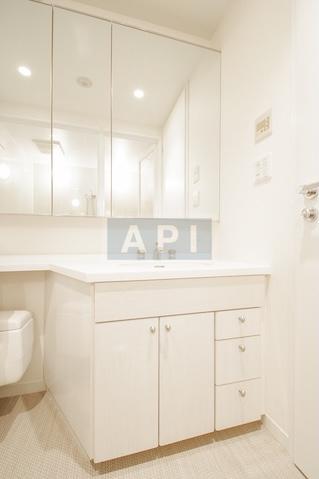  | LA TOUR SHIBAKOEN Interior photo 04