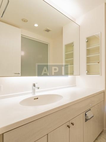  | LA TOUR SHIBAKOEN Interior photo 05