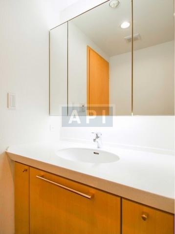  | LA TOUR CHIYODA Interior photo 03