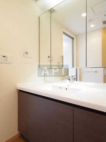  | LA TOUR IIDABASHI Interior photo 03