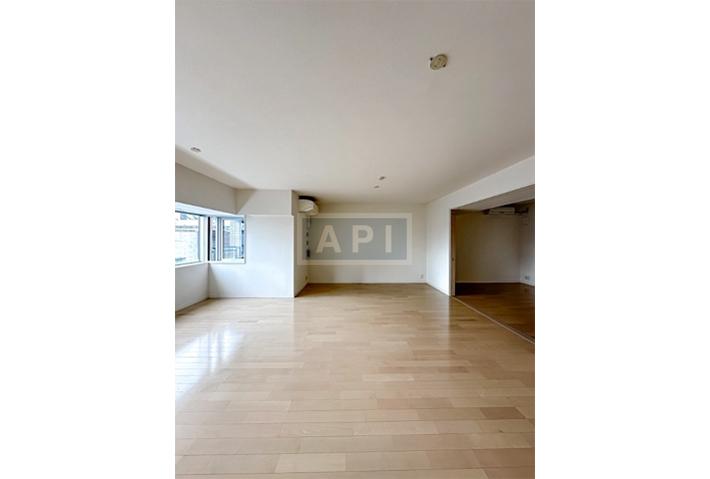  | URBAN PARK DAIKANYAMA 2 Interior photo 02