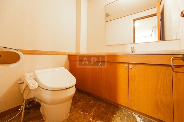  | THE OAK HILLS Interior photo 07