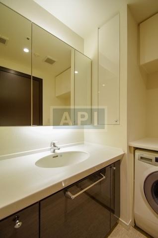  | LA TOUR MITA Interior photo 04