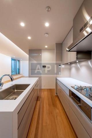  | TOKYO MIDTOWN YAESU YAESU CENTRAL SQUARE Interior photo 02