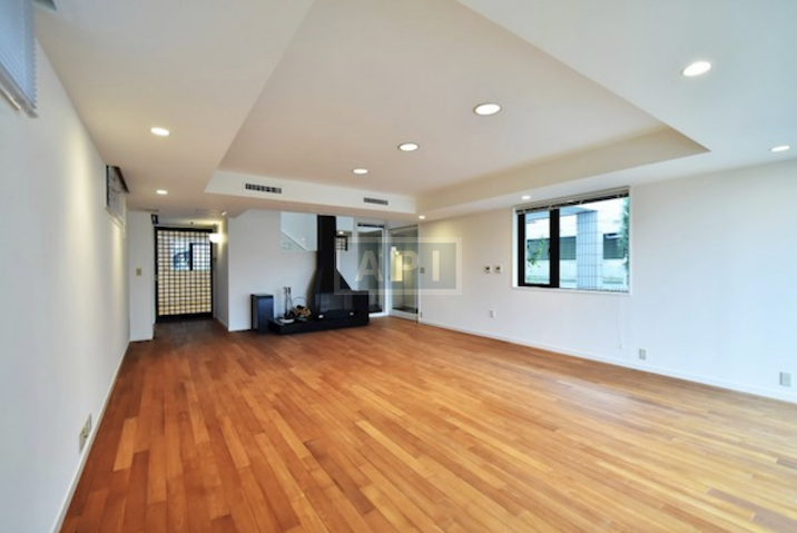  | KOMAZAWA 4-1-5 HOUSE Interior photo 02