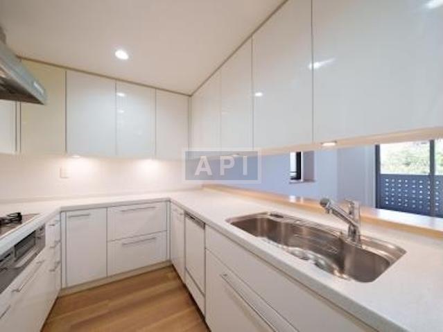  | FUKASAWA HOUSE Interior photo 03