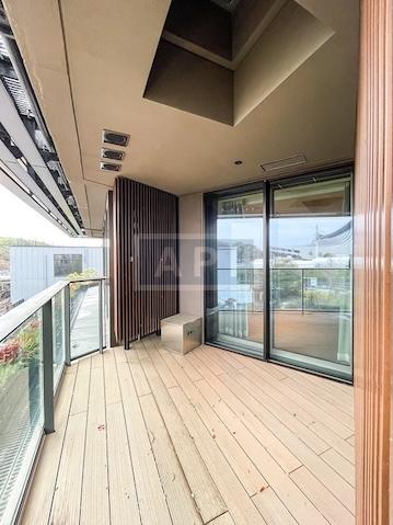  | PROUD JINGUMAE Interior photo 02