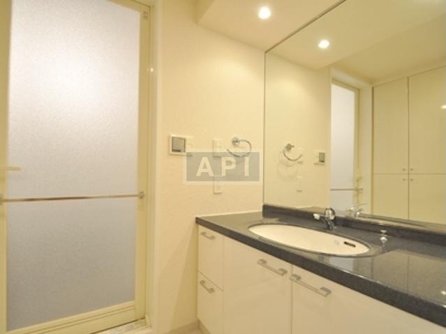 | KDX DAIKANYAMA RESIDENCE Interior photo 03