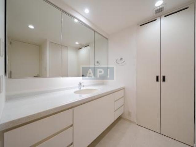  | FUKASAWA HOUSE Interior photo 05