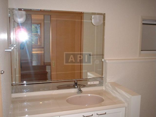  | CAMERIA HOUSE Interior photo 04