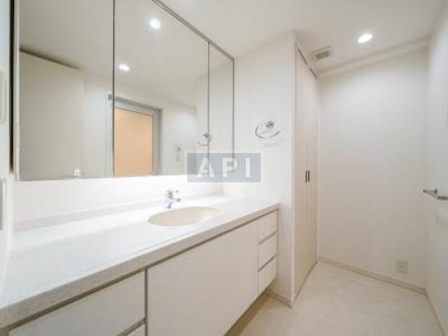  | FUKASAWA HOUSE Interior photo 04