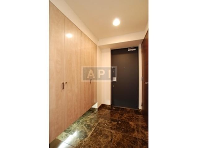  | LIETO COURT ARX TOWER Interior photo 10