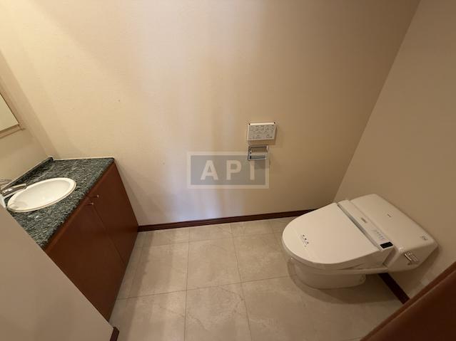  | AOYAMA DAIICHI MANSIONS Interior photo 17