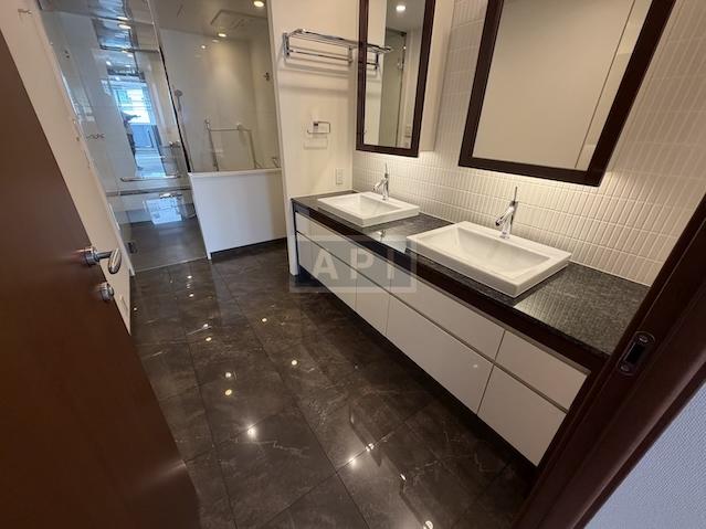  | AZABU DAI-ICHI MANSIONS Interior photo 09