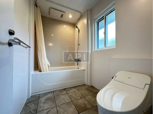  | SAKURA ESTATES #14 Interior photo 05