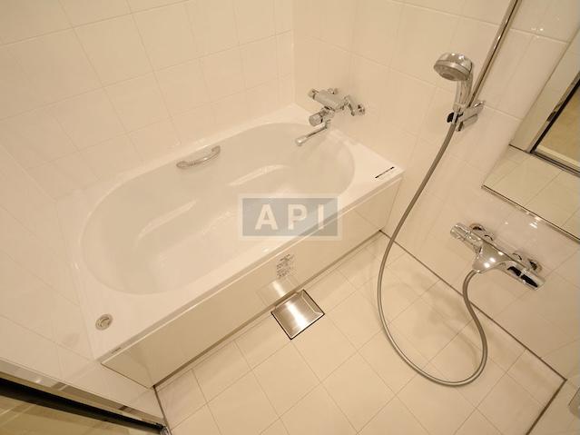  | ARK TOWERS EAST Interior photo 08