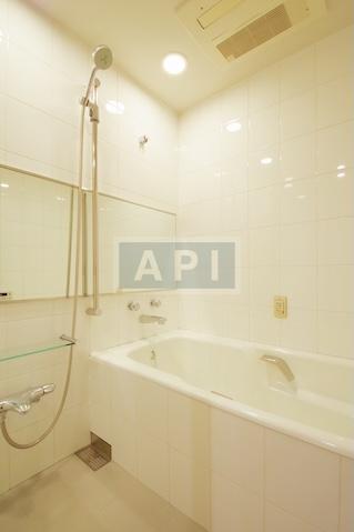  | IZUMI GARDEN RESIDENCE Interior photo 04