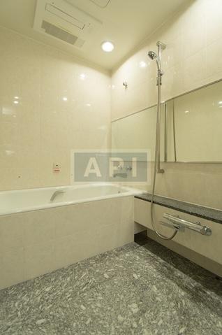  | IZUMI GARDEN RESIDENCE Interior photo 06