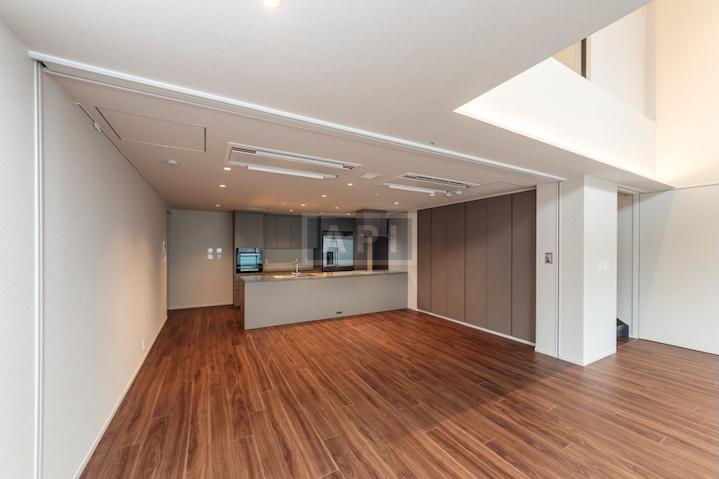  | FIAT LUX OMOTESANDO Interior photo 02
