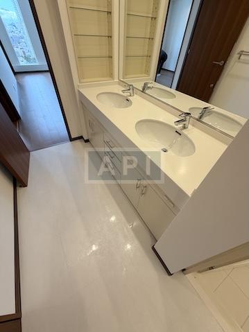  | THE PRUDENTIAL TOWER RESIDENCE Interior photo 14