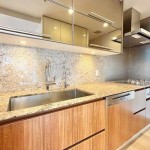  |  Interior photo 04