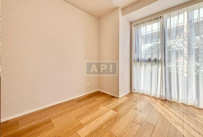  |  Interior photo 07