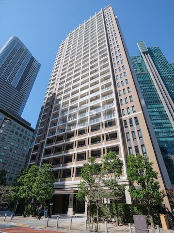  |  Exterior photo 11