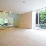  |  Exterior photo 01