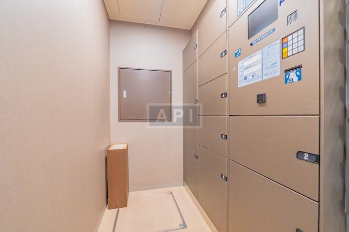  |  Exterior photo 09