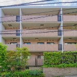  |  Exterior photo 06