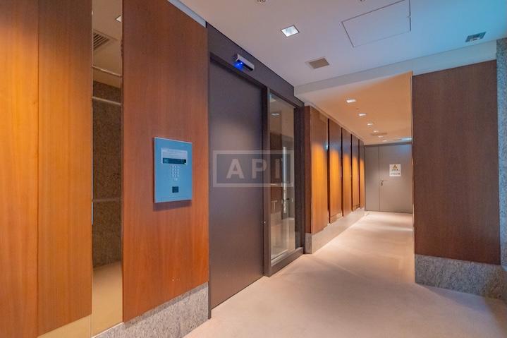  |  Exterior photo 14