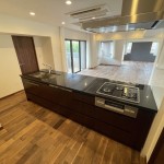  |  Interior photo 04