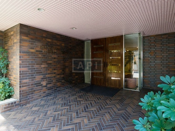  | KITA-AOYAMA PARK MANSION Exterior photo 02