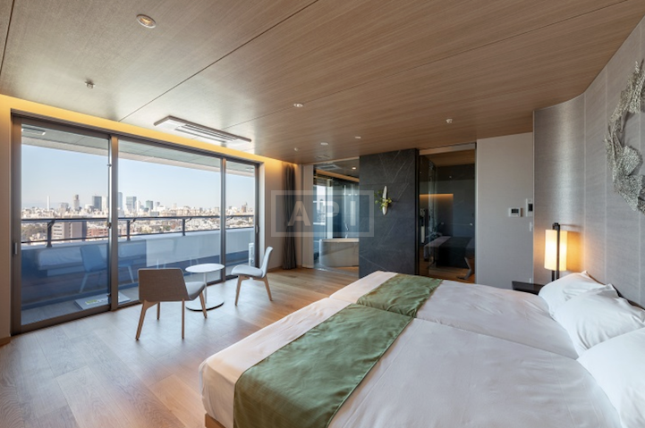  |  Exterior photo 09