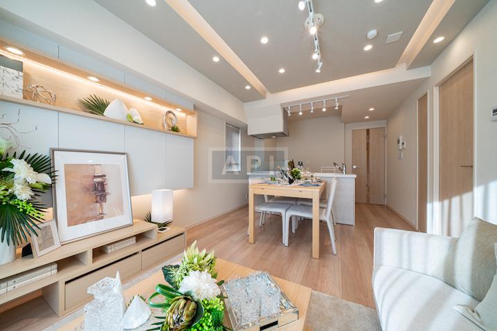  |  Interior photo 03