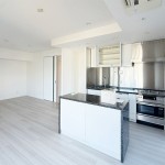  |  Interior photo 01