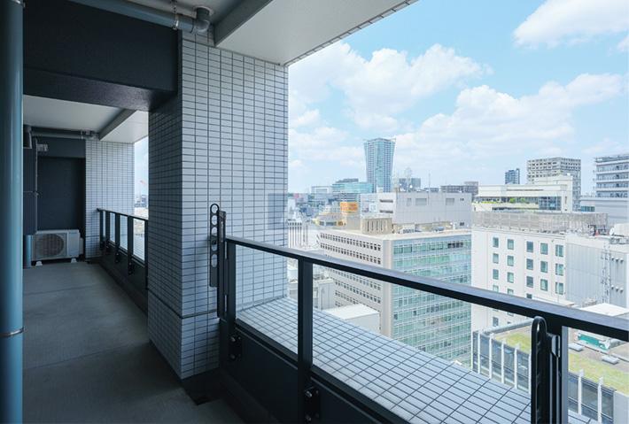  |  Interior photo 13