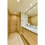  |  Interior photo 08